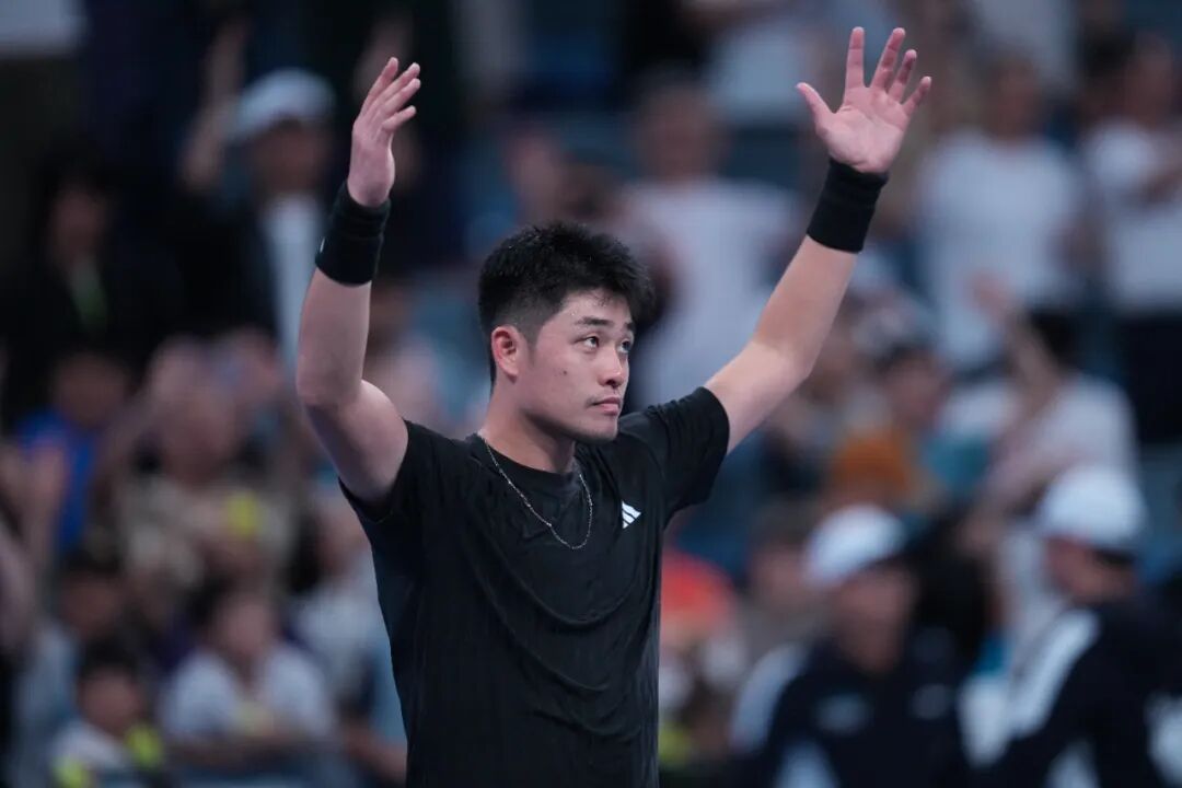 但吴易昺把, ATP 但吴易昺把, ATP