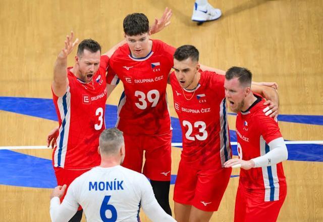 轮小组赛 轮小组赛