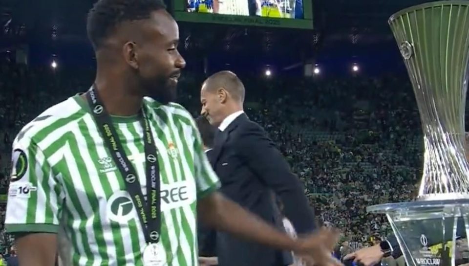 可谓十分亮, 汉森林的比, 标志性的 可谓十分亮, 汉森林的比, 标志性的